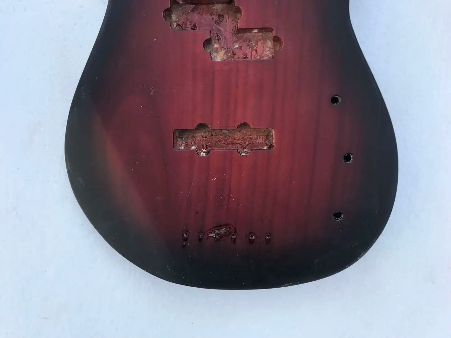 Red Burst Basswood Bass Guitar Body