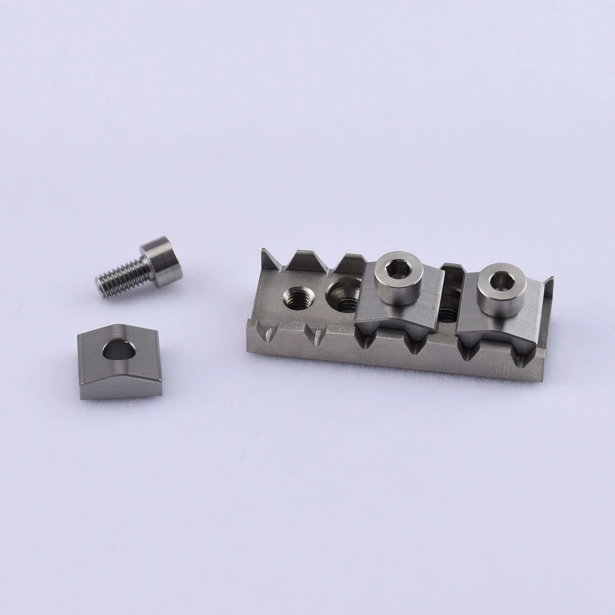 42/43MM All Titanium Guitar Locking Nut For Floyd Rose