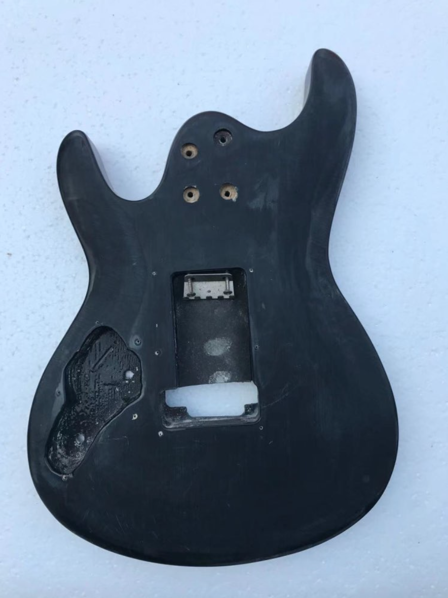 Black Guitar Basswood Body Fit Guitars with Two Humbuckers Double Locking Bridge
