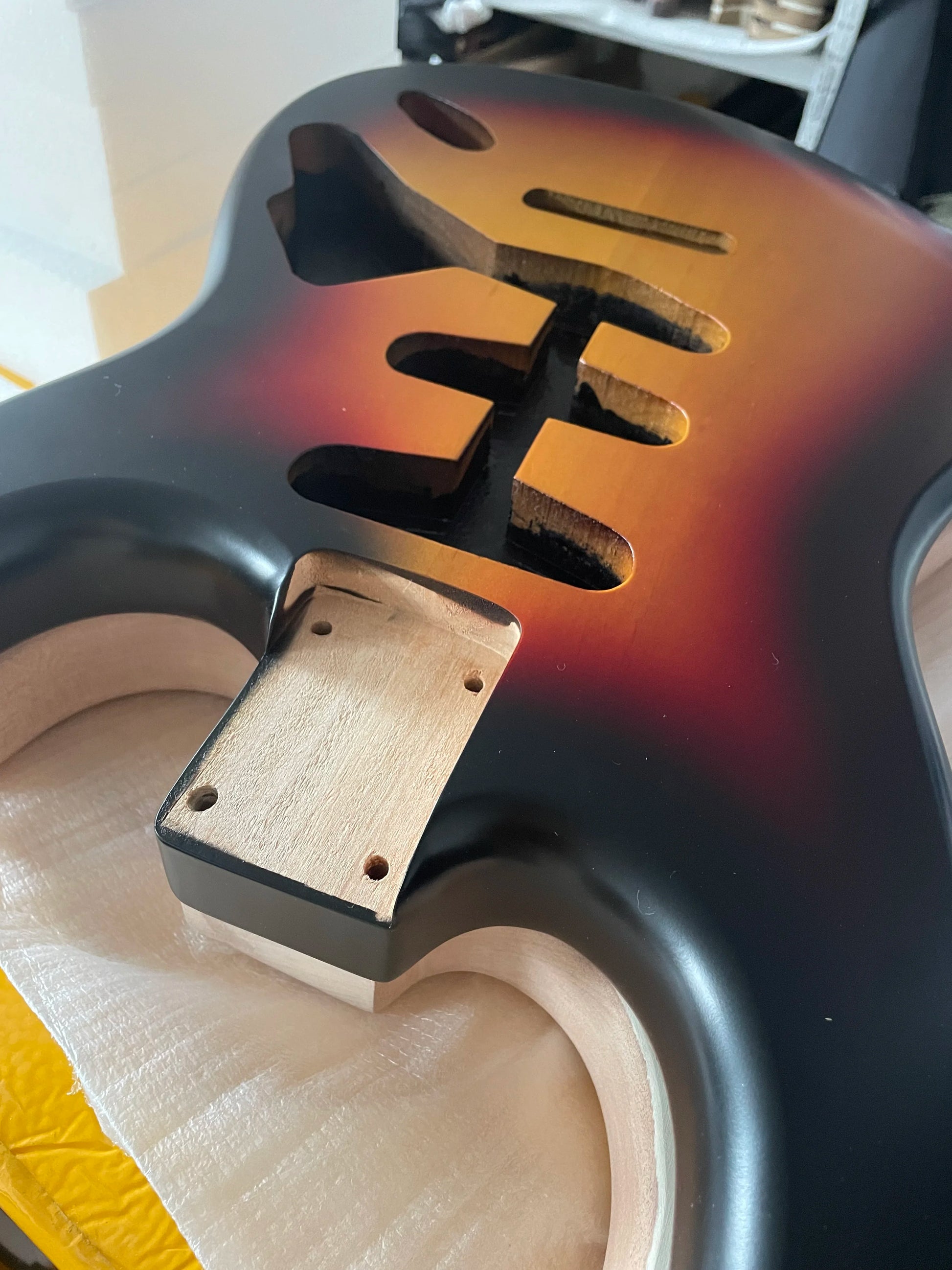 Tobacco Burst Alder Wood Guitar SSS Body For Stratocaster Strat
